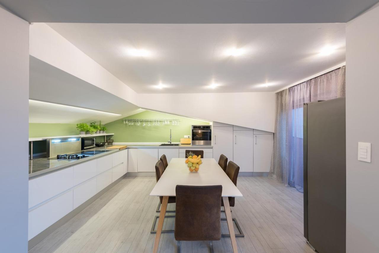 Apartmani Maris มาคาร์สกา ภายนอก รูปภาพ